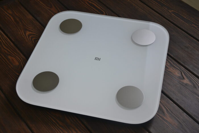Весы Умные Xiaomi Mi Body Composition Scale 2 (XMTZC05HM) EAC Белые — изображение 2